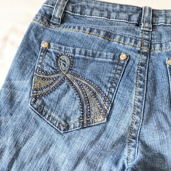 Cache Medium Wash Crop jeans Size 0 - Picture 2 of 6